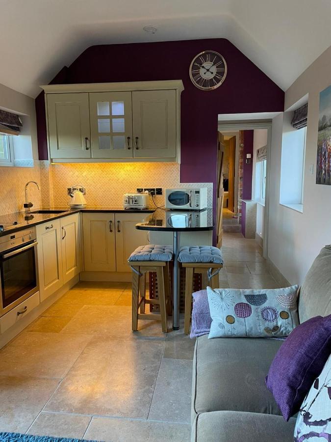 Wisteria Cottage - Hillside Holiday Cottages, Cotswolds Warmington Exteriör bild