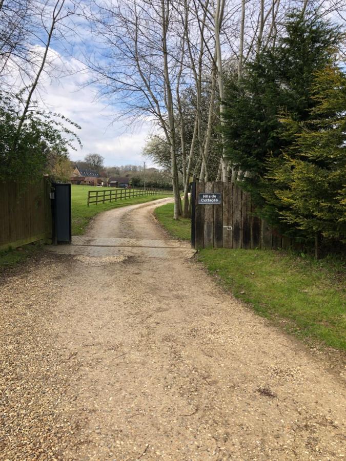 Wisteria Cottage - Hillside Holiday Cottages, Cotswolds Warmington Exteriör bild